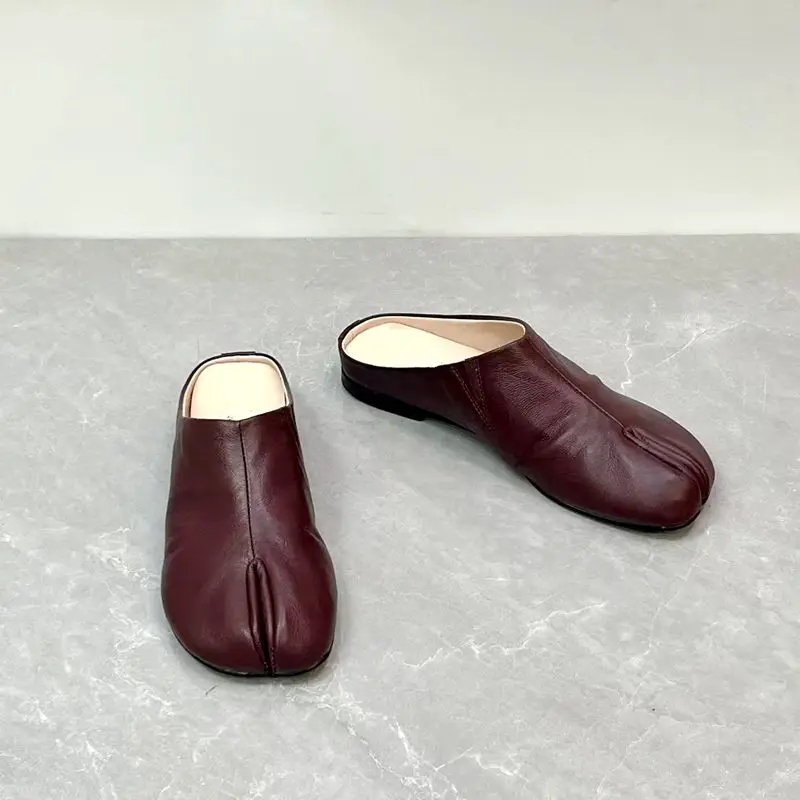 Careaymade-Handmade Genuine Leather Big Size Women's Slippers, Cowhide High-End Sense Niche Split Toe Flat Men's Slippers 35-45
