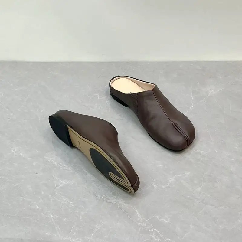 Careaymade-Handmade Genuine Leather Big Size Women's Slippers, Cowhide High-End Sense Niche Split Toe Flat Men's Slippers 35-45
