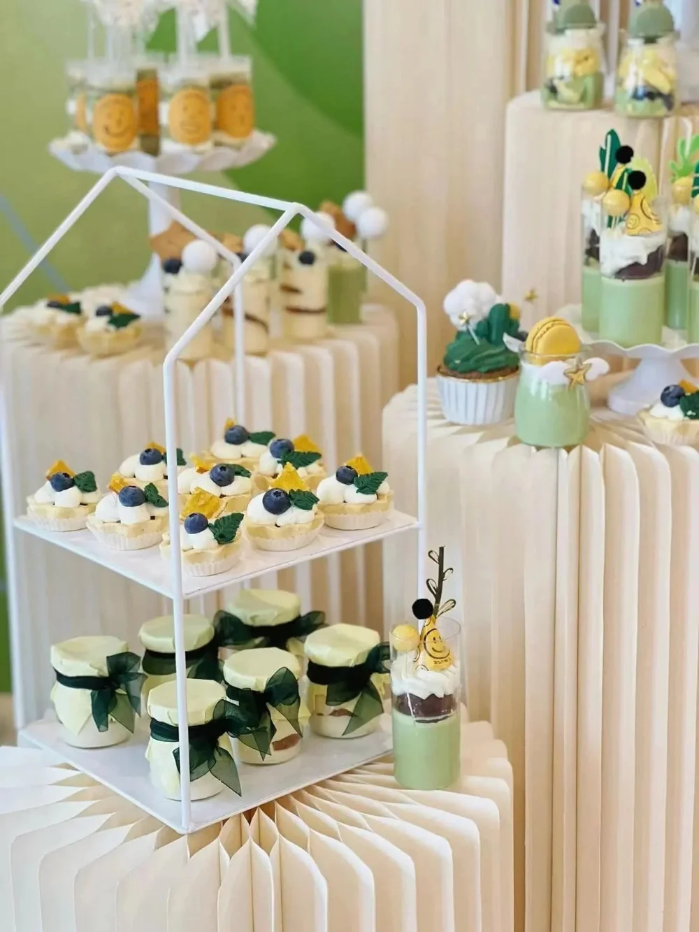 Folding Honeycomb Paper Roman Column Wedding Birthday Party Props Window Display Stand Banquet Dessert Table Ramadan Decorations