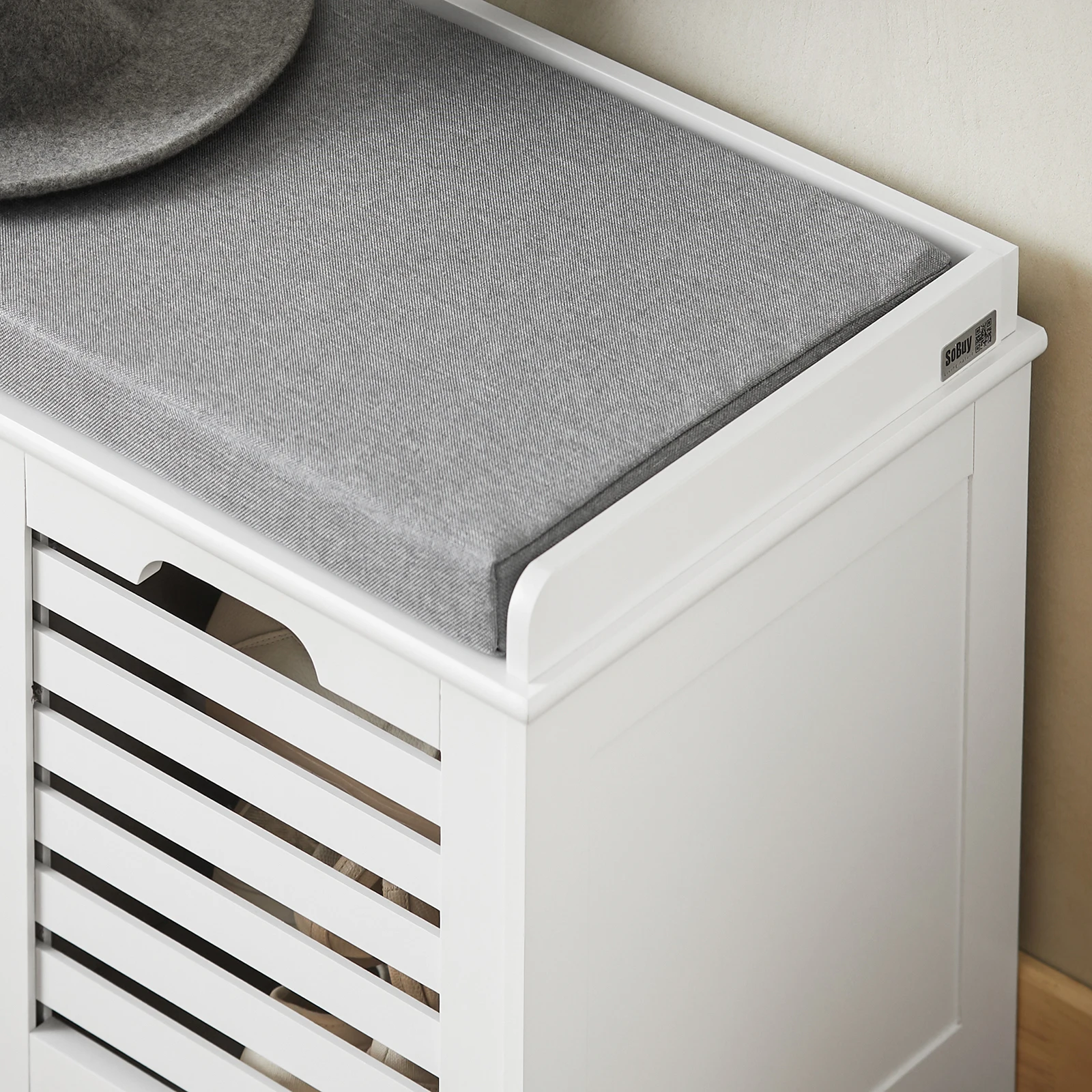 Sobuy Fsr23-K Modern Shoe Storage Chest Seating Dresser with 2 Baskets Seat Bench Shoe Cabinet with Seat Cushion Game Chest
