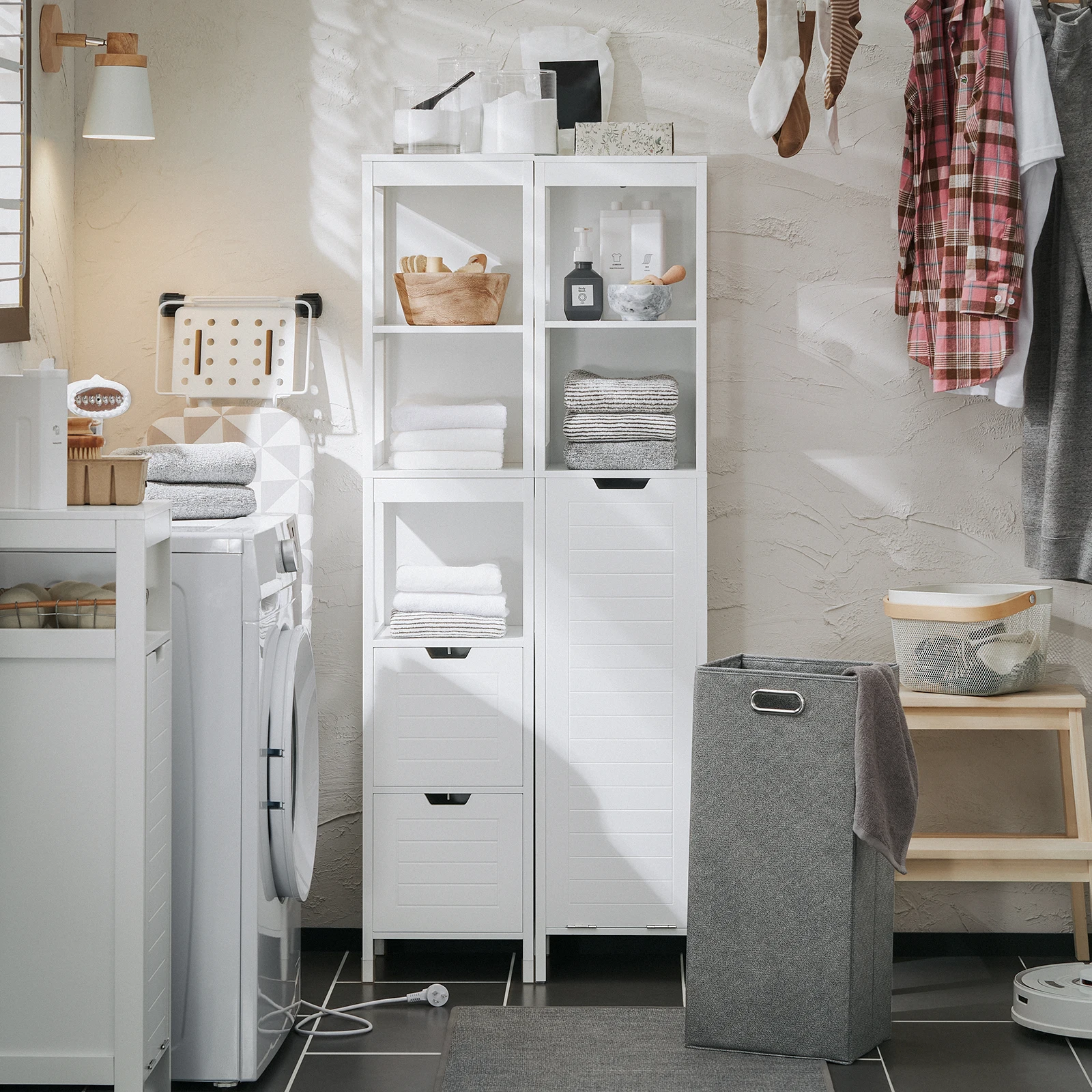 Sobuy Bzr123-W Tall Cabinet with Pull-Out Laundry Bag Bathroom Cabinet Bath Cabinet Narrow Laundry Cabinet Bathroom Shelf