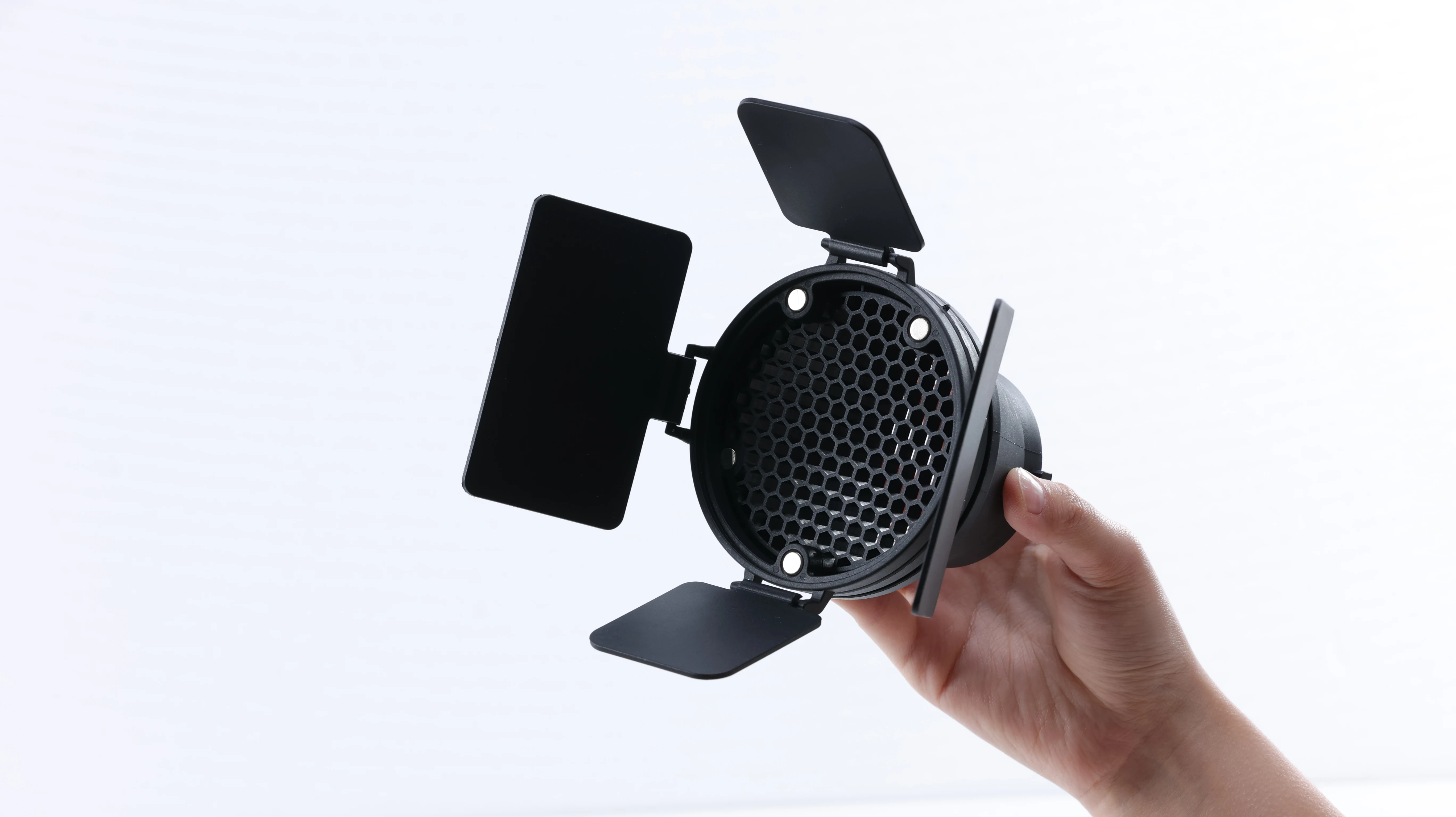 COLBOR W100R Kit 100W 2700-6500K RGBWW Led Video Light with Battery Built-in NFC for Camera Studio Photography Fill Lamp