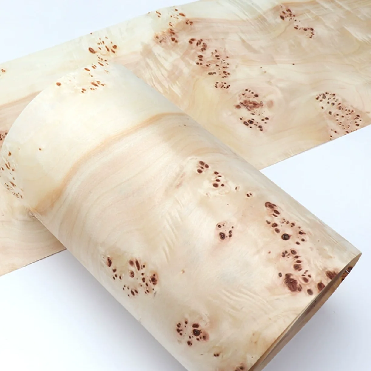 Length:1.6meters Width:230mm T:0.25mm Naturally White Poplar Tumor Wood Veneer Sheets Guitar Skateboard Backpack Decoration