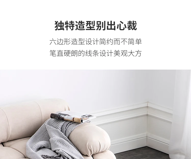 Nordic Light Luxury Glass Coffee Table Living Room Simple Modern Small Apartment Bedside Coffee Table Decoration Ornaments