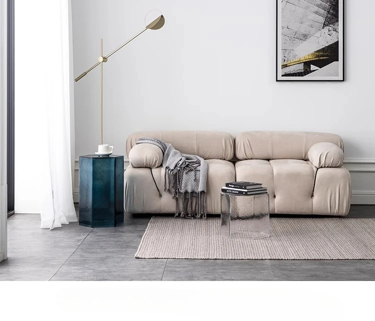 Nordic Light Luxury Glass Coffee Table Living Room Simple Modern Small Apartment Bedside Coffee Table Decoration Ornaments