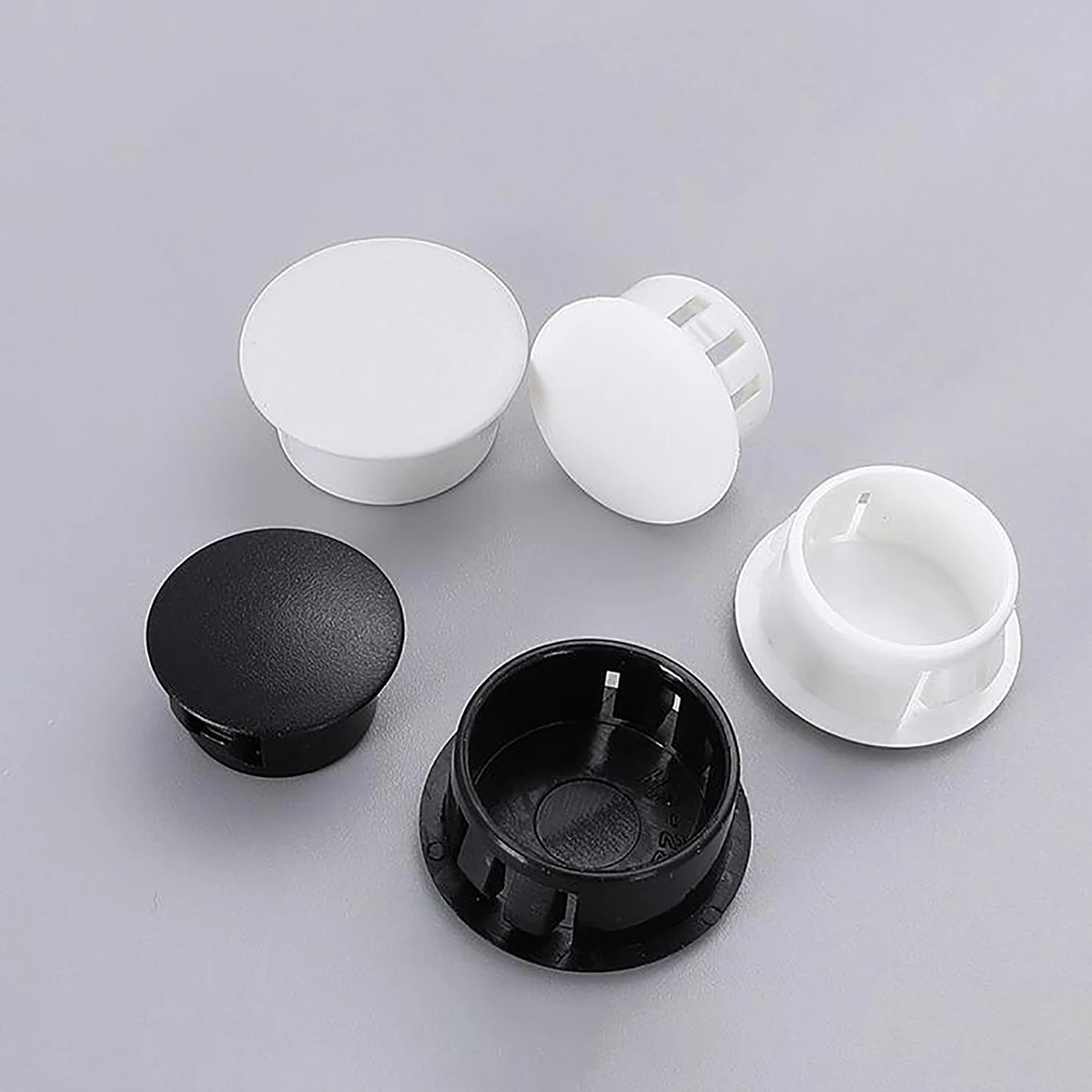 10PCS Snap-on Hole Plug 5mm~50mm Round Plastic Black / White Blanking End Caps Tube Pipe Inserts Plug Bung