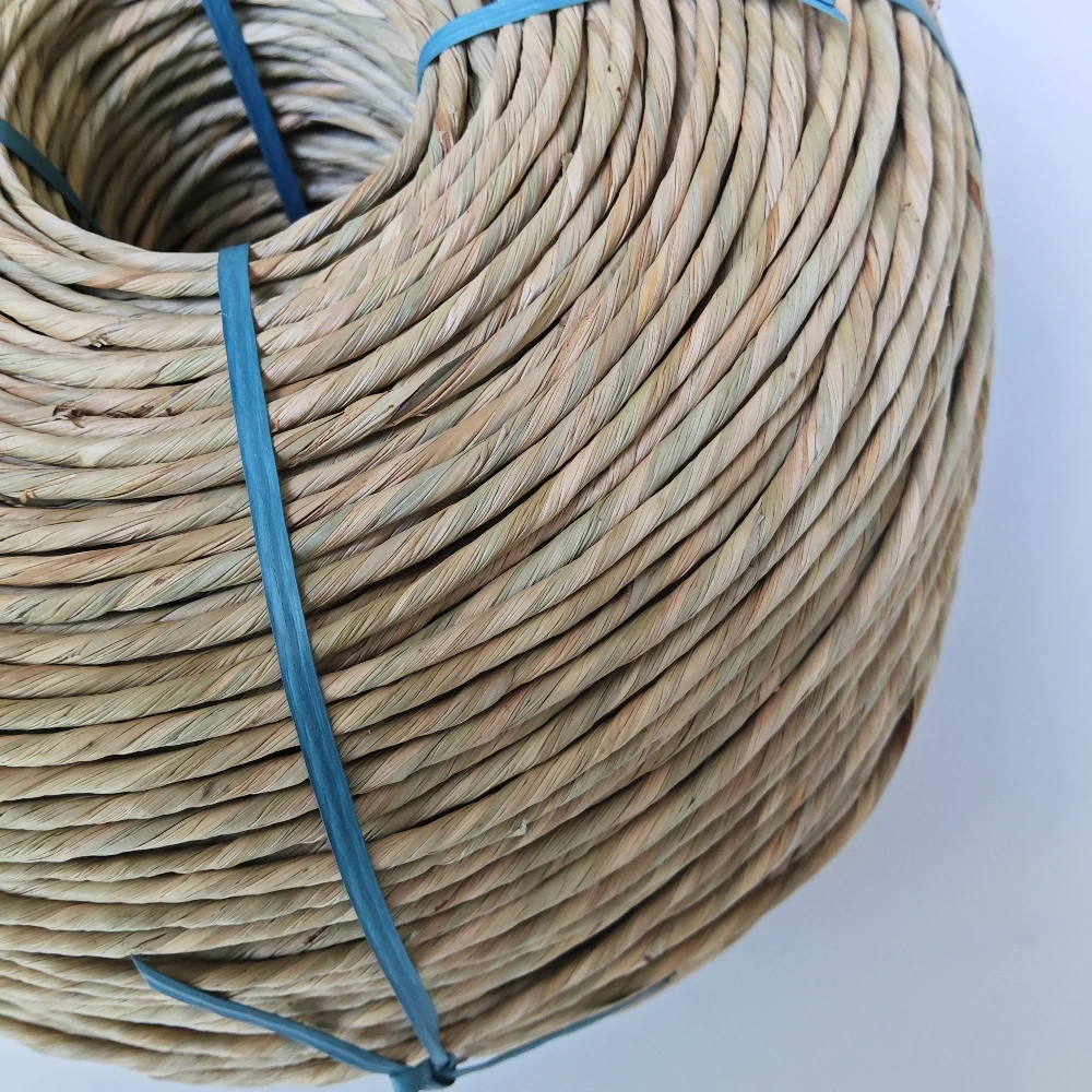 Hand Twisted Seagrass Cord 4-5mm Natural Sea Grass Rope Water Rush Seat Material Sea Grass Rope for Basket Weaving Furniture