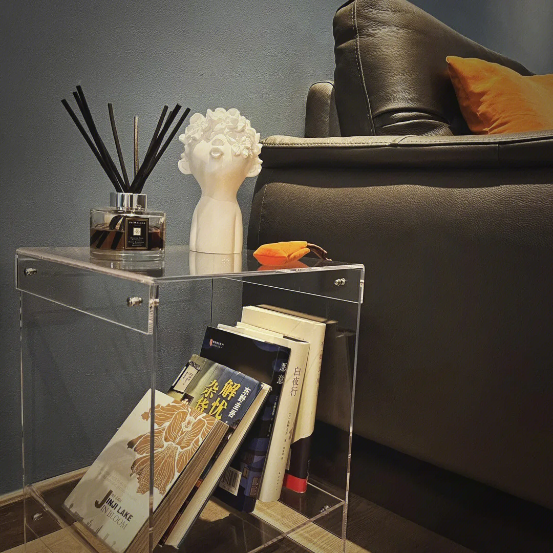 Acrylic transparent edge table creative design Nordic simple sofa coffee table bedside table Internet celebrity