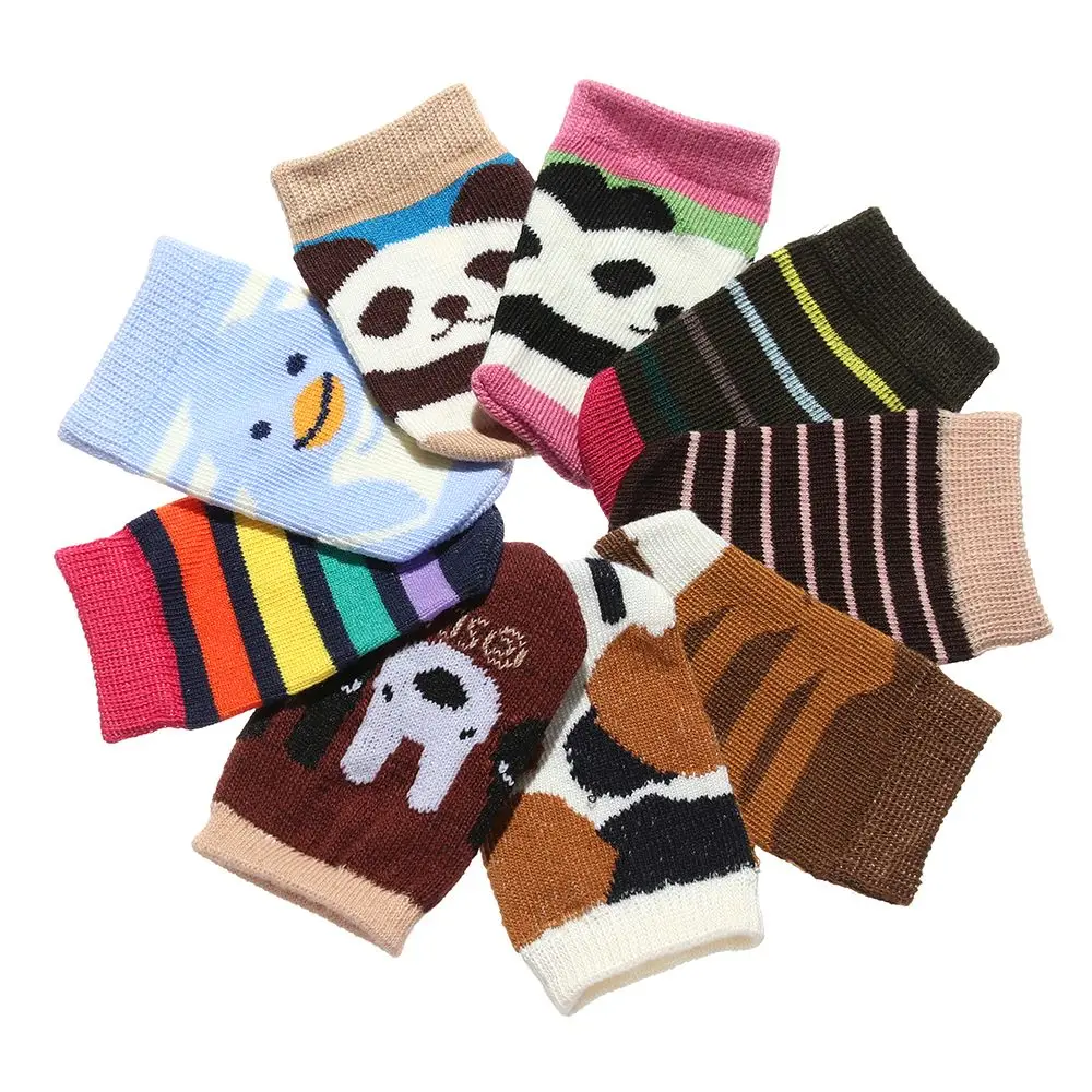 4Pcs Cartoon Table Foot Socks Chair Leg Covers Floor Protectors Non-Slip Knitting Socks For Furniture Cartoon Home Decor