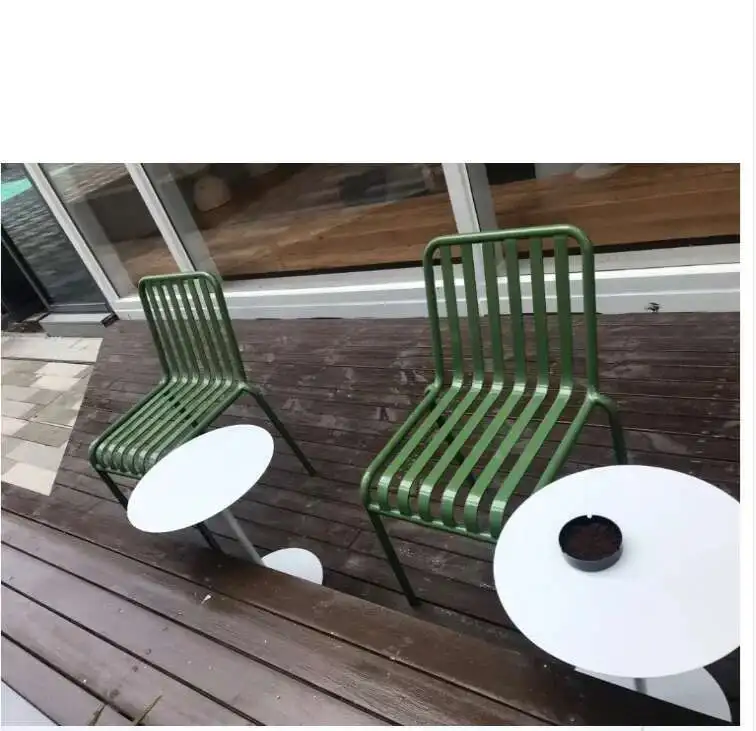 Modern Simple Courtyard Outdoor Tables and Chairs Milk Tea Shop Cafe Wrought Iron Color Outdoor Tables and Leisure Beach Chairs