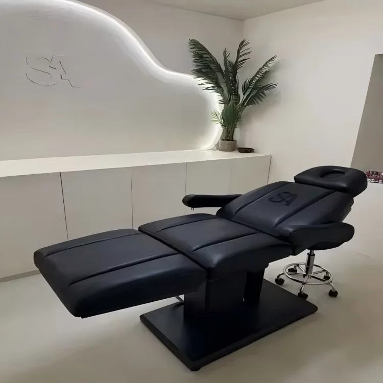 Electric Gynecology Exam Table With Metal Frame Synthetic Leather Upholstery And Stirrups For OB GYN Clinic Hospital Use