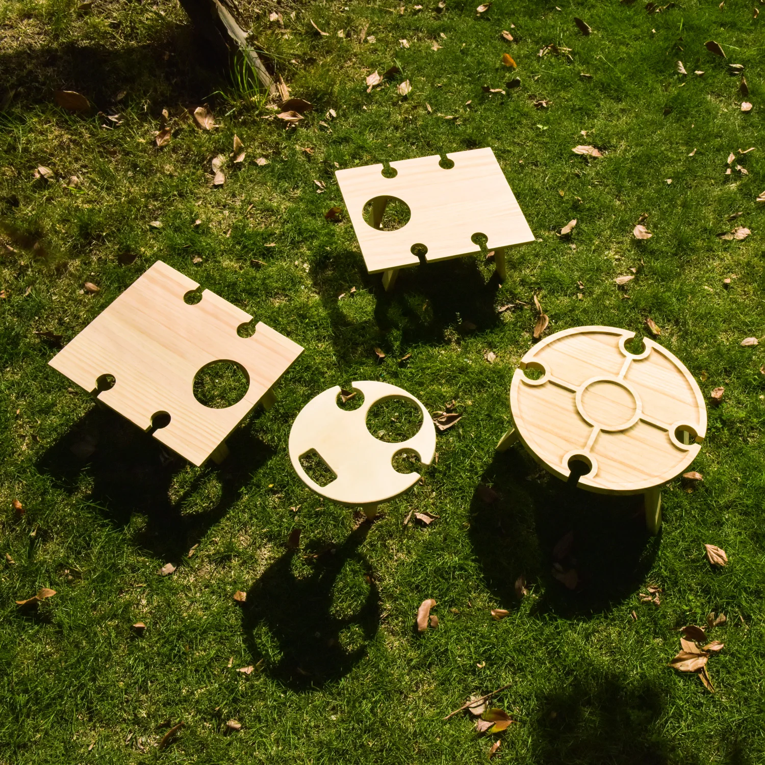 Portable Folding Picnic Table Family Lovers Outdoor Party Goblet Holder Wine Rack 2in1 Fruit Snacks Wooden Travel Dining Table