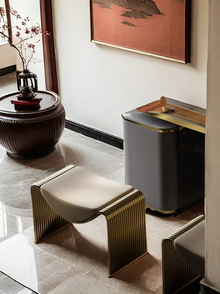 Italian Light Luxury Bedroom Dressing Chair,home Entrance Iron Minimalist Shoe-changing Stool ,living Room Grand Reception Stool