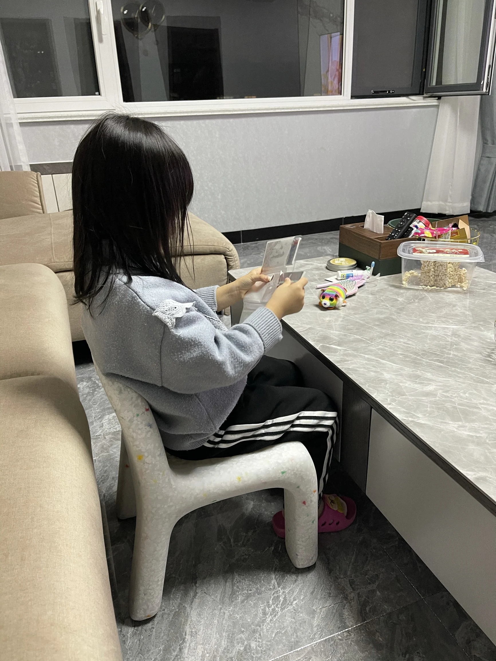 Nordic Furniture Design Table Chairs PE Mobile Chair Home Plastic Study Small Desk Stool Portable Backrest Stools Customized