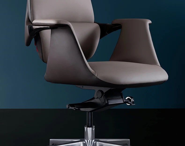 Wendy Italian Minimalist Chair Leather Boss Study Computer Office Comfortable Chair President Swivel Cowhide Chaisse Furniture