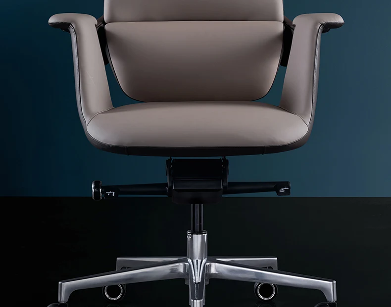 Wendy Italian Minimalist Chair Leather Boss Study Computer Office Comfortable Chair President Swivel Cowhide Chaisse Furniture