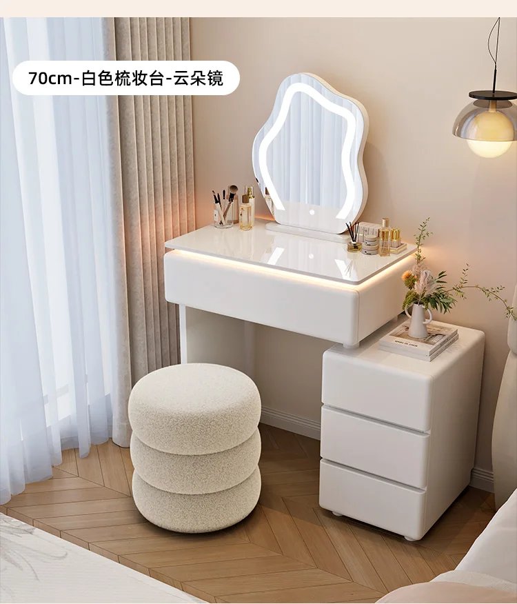 Modern Corner Vanity Desk Tallboy Femme Luxury European Vanity Table Unique Design Tocador De Maquillaje Furniture Bedroom