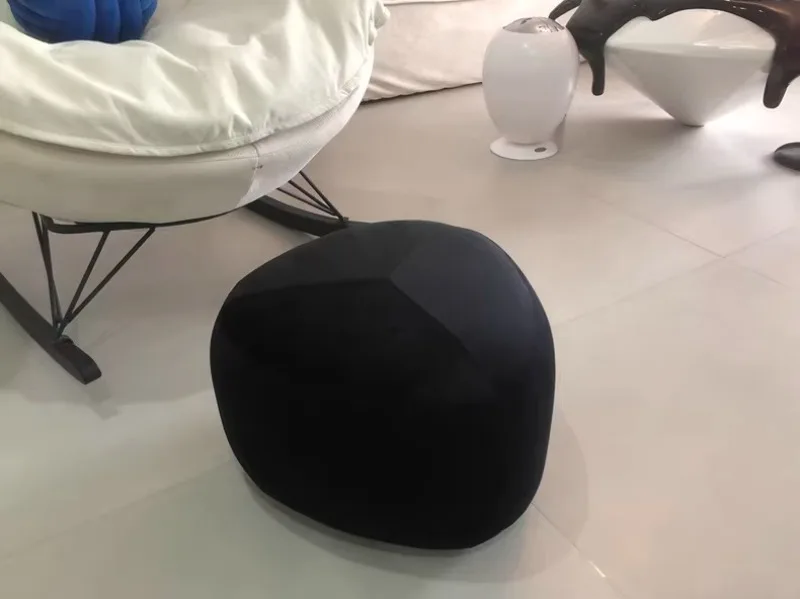 Nordic Stool Creative Ottoman Fashion Foot Stool Special-shaped Pebble Multifunctional Big Furniture for Home Portable Design
