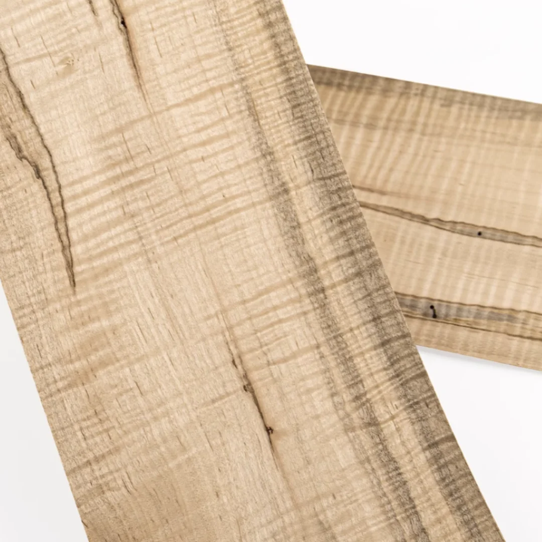L:2.5m Width:140mm Thick:0.5mm Natural Scarred Maple Figure Wood Veneer Handmade Veneering Speakers Guitars Home Projects