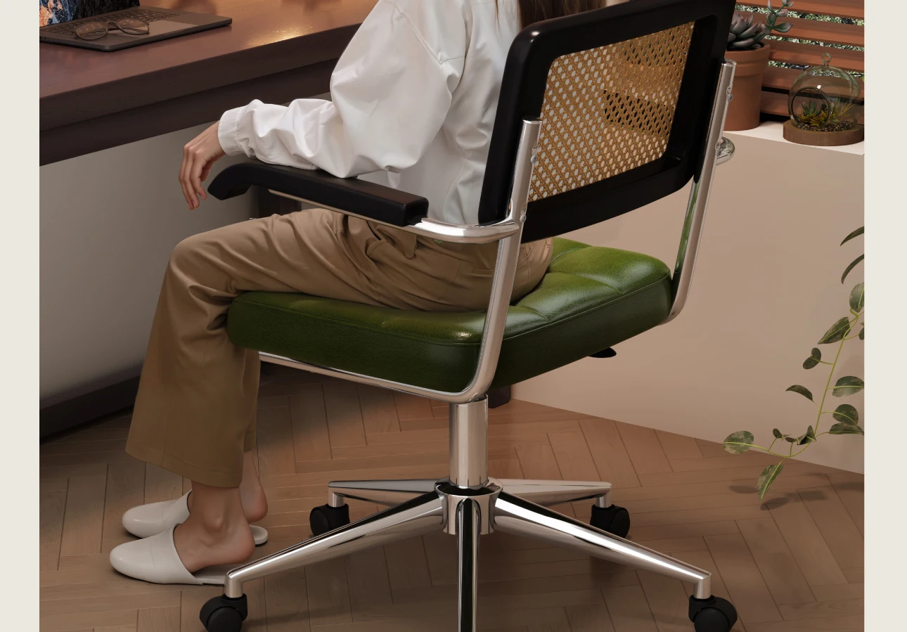 Modern Designer Office Chair Dinning Bedroom Wheels Bar Camping Office Chair Vanity Reading Sillas De Oficina Trendy Furniture