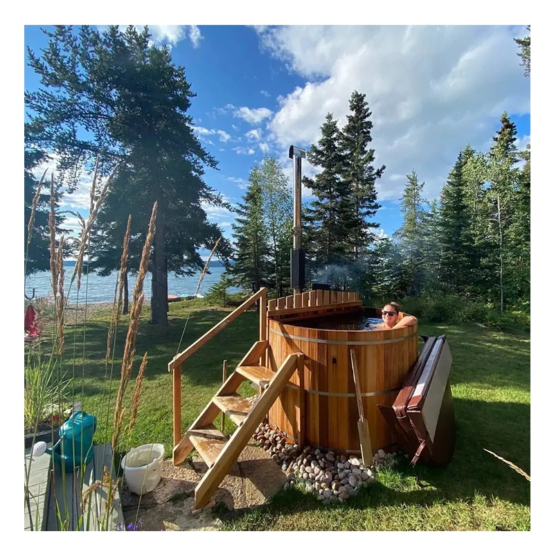 Large Solid Wood Outdoor Hot Tub, Round Bathtub, 6-Person Hot Tub Made of Fired Wood