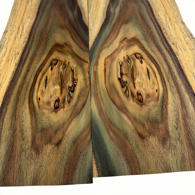 2pcs 0.5mm Natural Padauk Veneer, Bookmatched, Guitar Body Veneer, DIY Marquetry Veneer, Size 50x18cm