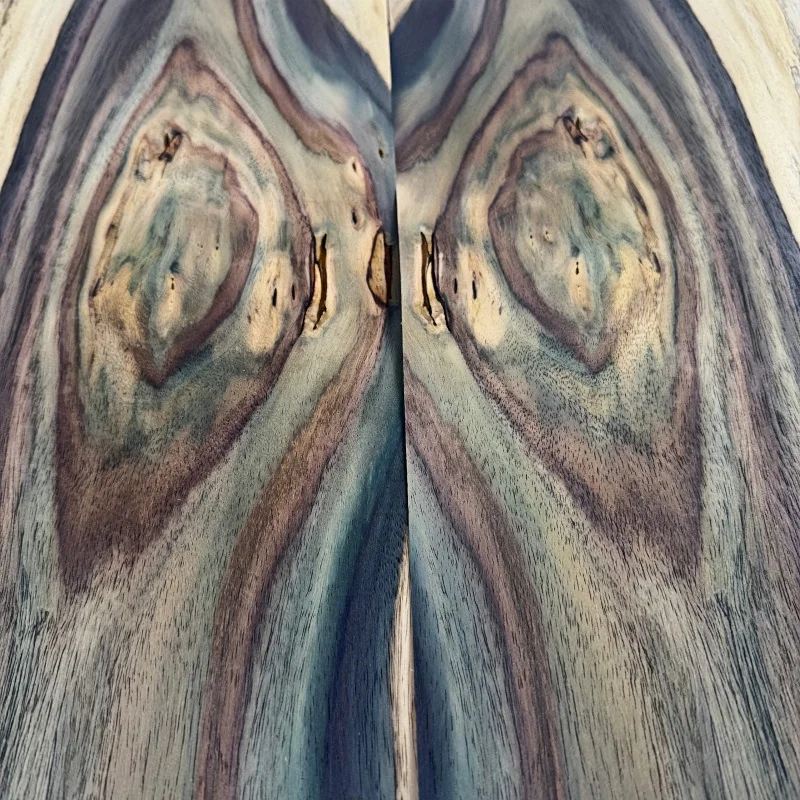 2pcs 0.5mm Natural Padauk Veneer, Bookmatched, Guitar Body Veneer, DIY Marquetry Veneer, Size 50x18cm