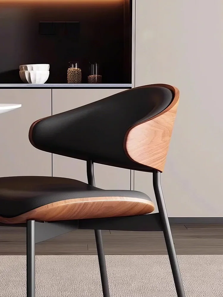 Luxury Modern Nordic Leather Dining Chair, Suitable for Living Rooms, Home Offices, and Kitchens