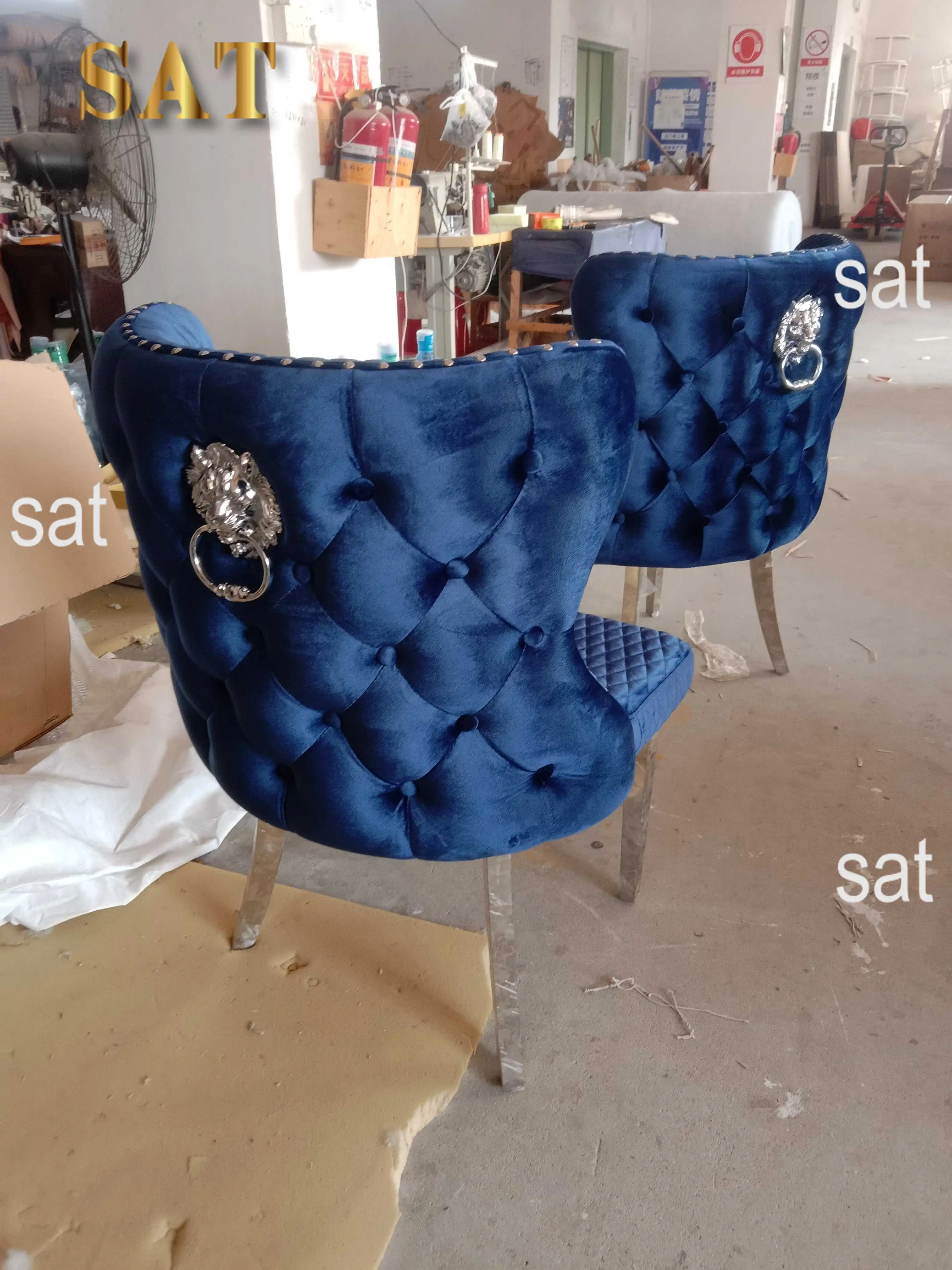 !@Luxury New Style Dining Chair Fabric Seat Legs Dining Furniture Home Furniture Stainless Steel With Lion Head Decorative Velve
