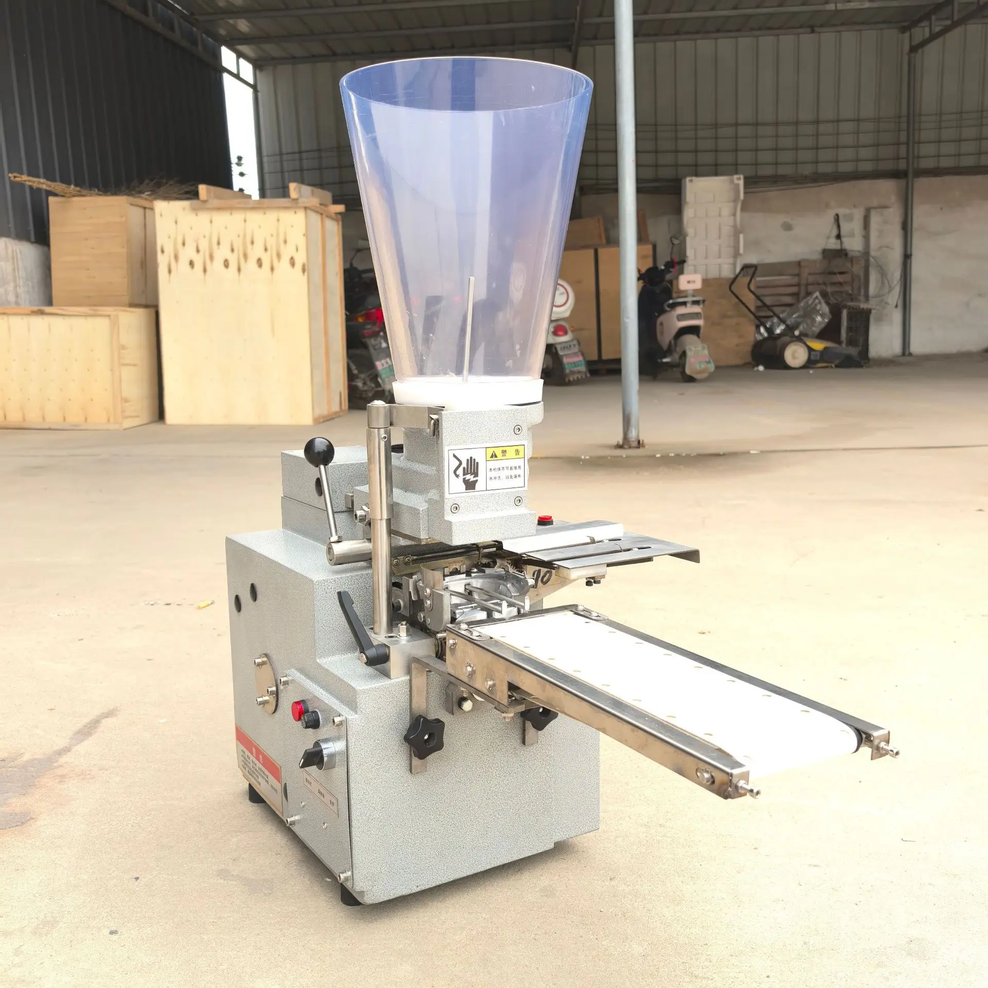 Commercial japanese-style semi-automatic dumpling maker - small desktop steamed & pan-fried dumpling machine - export-quality