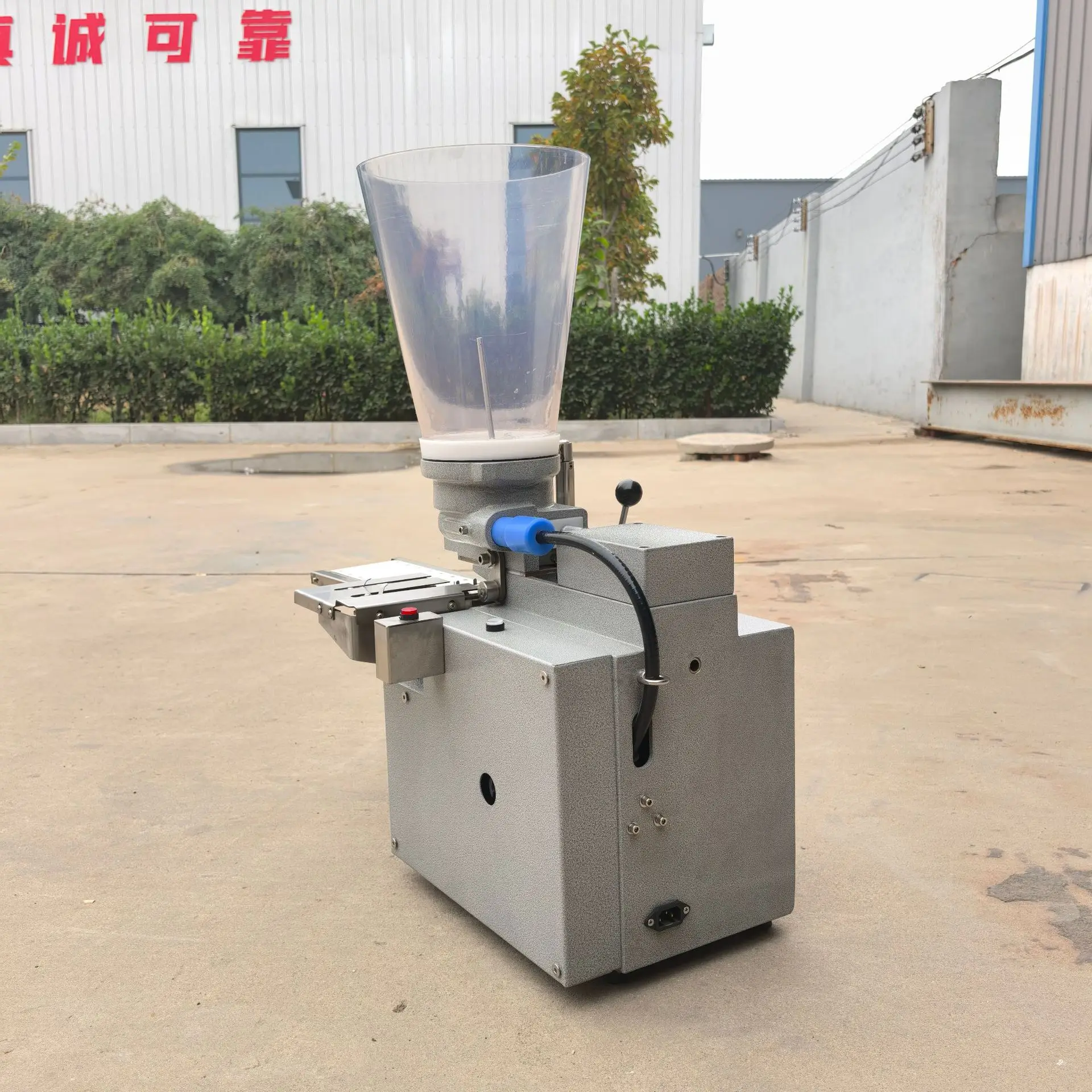 Commercial japanese-style semi-automatic dumpling maker - small desktop steamed & pan-fried dumpling machine - export-quality