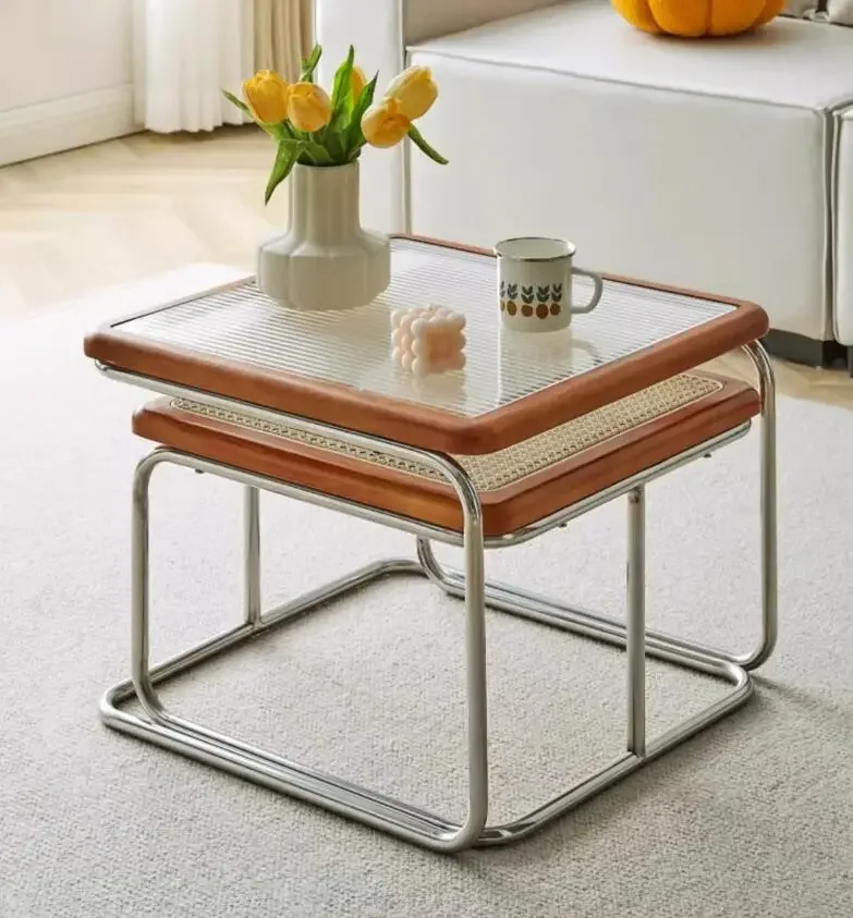 Elegant Vintage Rattan End Table Retro Medieval Style Sofa Side Table with Glass Top for Living Room Retro Medieval Style Rattan