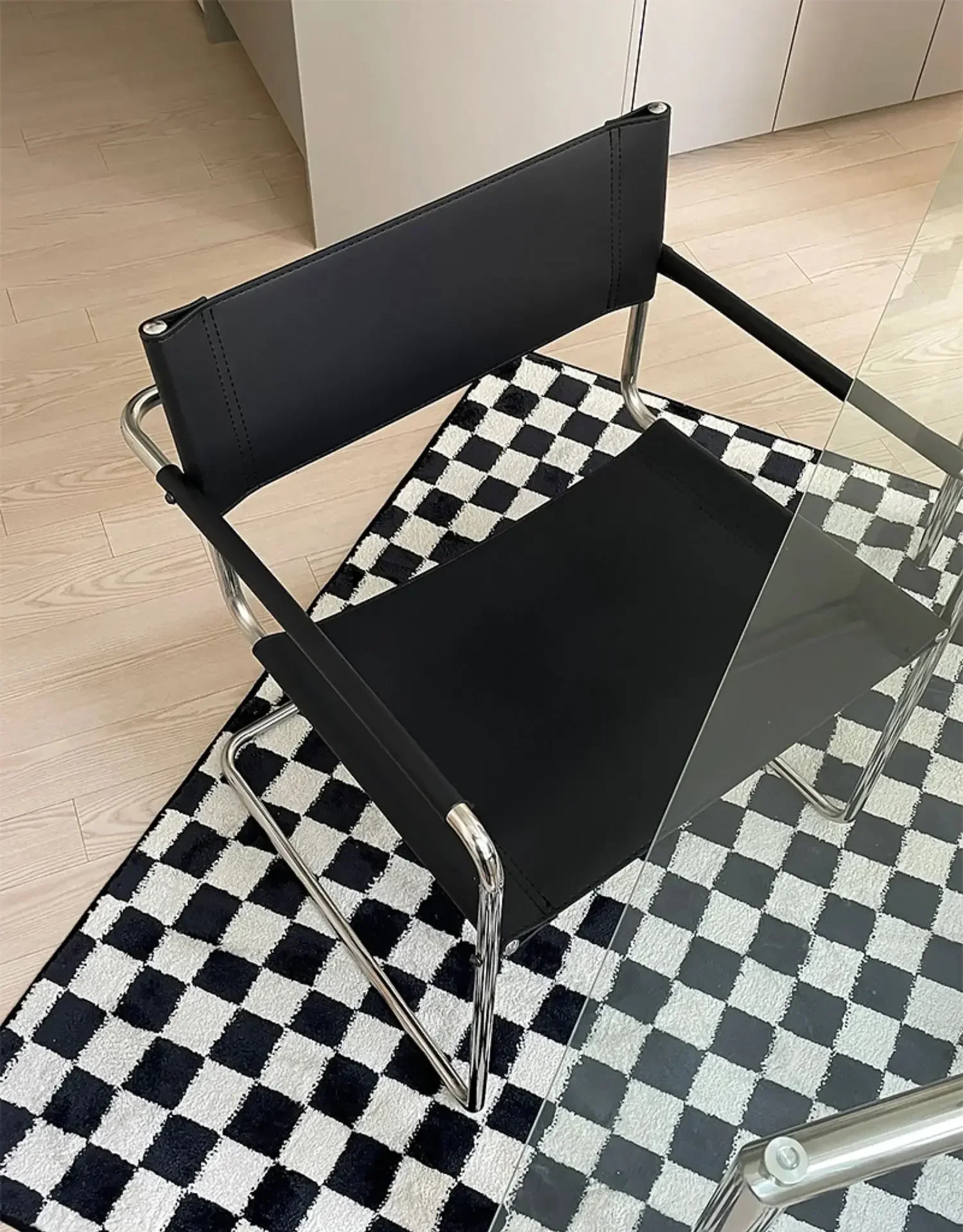 Bauhaus Office Armrest Back Chair Stainless Steel Saddle Leather Dining Chair Comfortable Leisure Chairs Photo Props Furniture