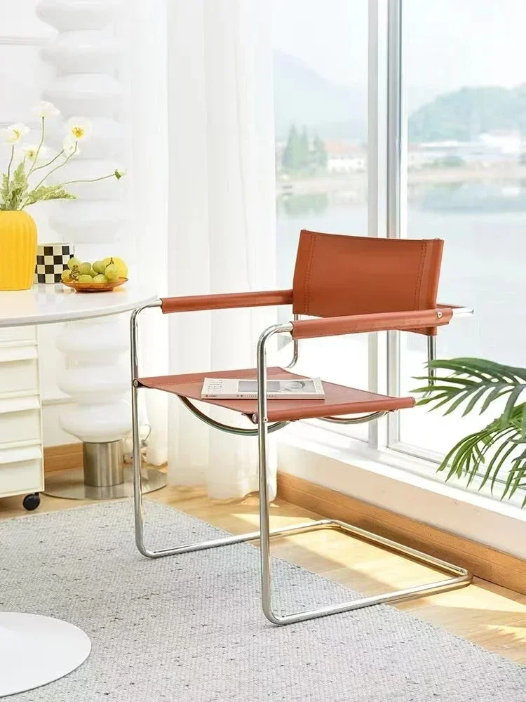 Bauhaus Office Armrest Back Chair Stainless Steel Saddle Leather Dining Chair Comfortable Leisure Chairs Photo Props Furniture