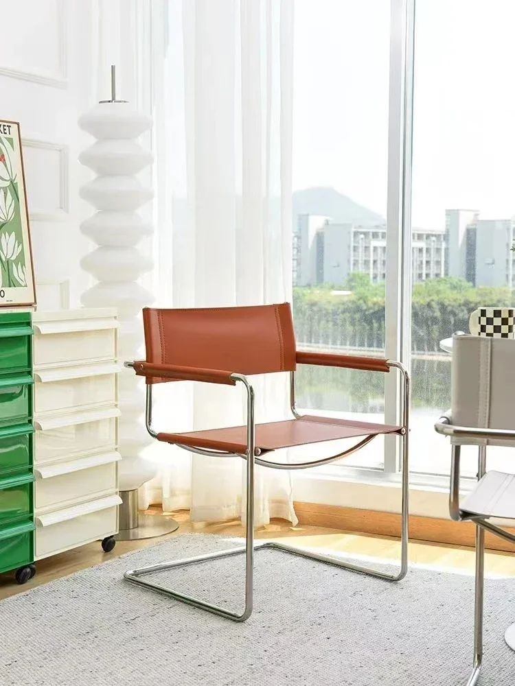 Bauhaus Office Armrest Back Chair Stainless Steel Saddle Leather Dining Chair Comfortable Leisure Chairs Photo Props Furniture