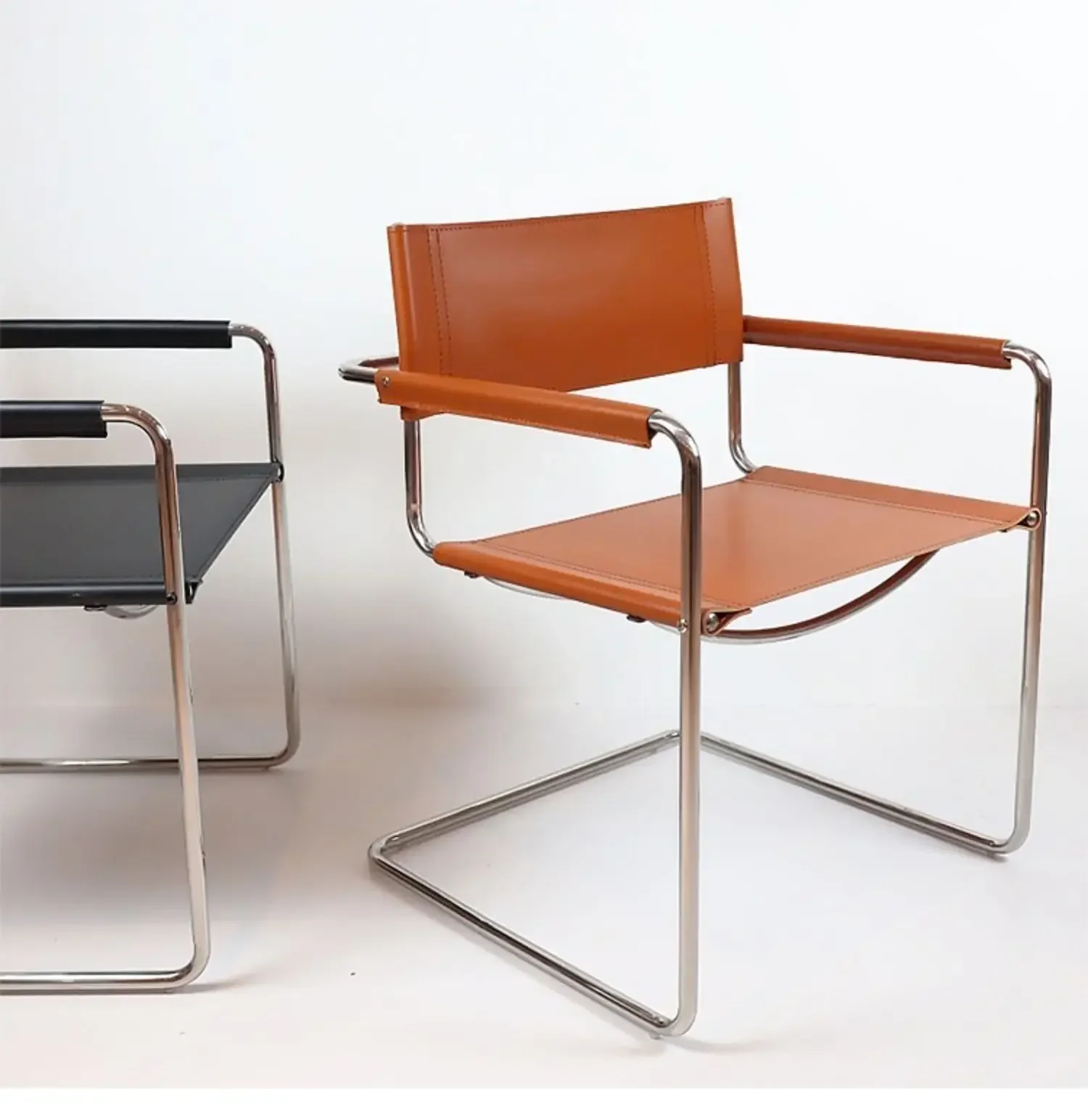 Bauhaus Office Armrest Back Chair Stainless Steel Saddle Leather Dining Chair Comfortable Leisure Chairs Photo Props Furniture