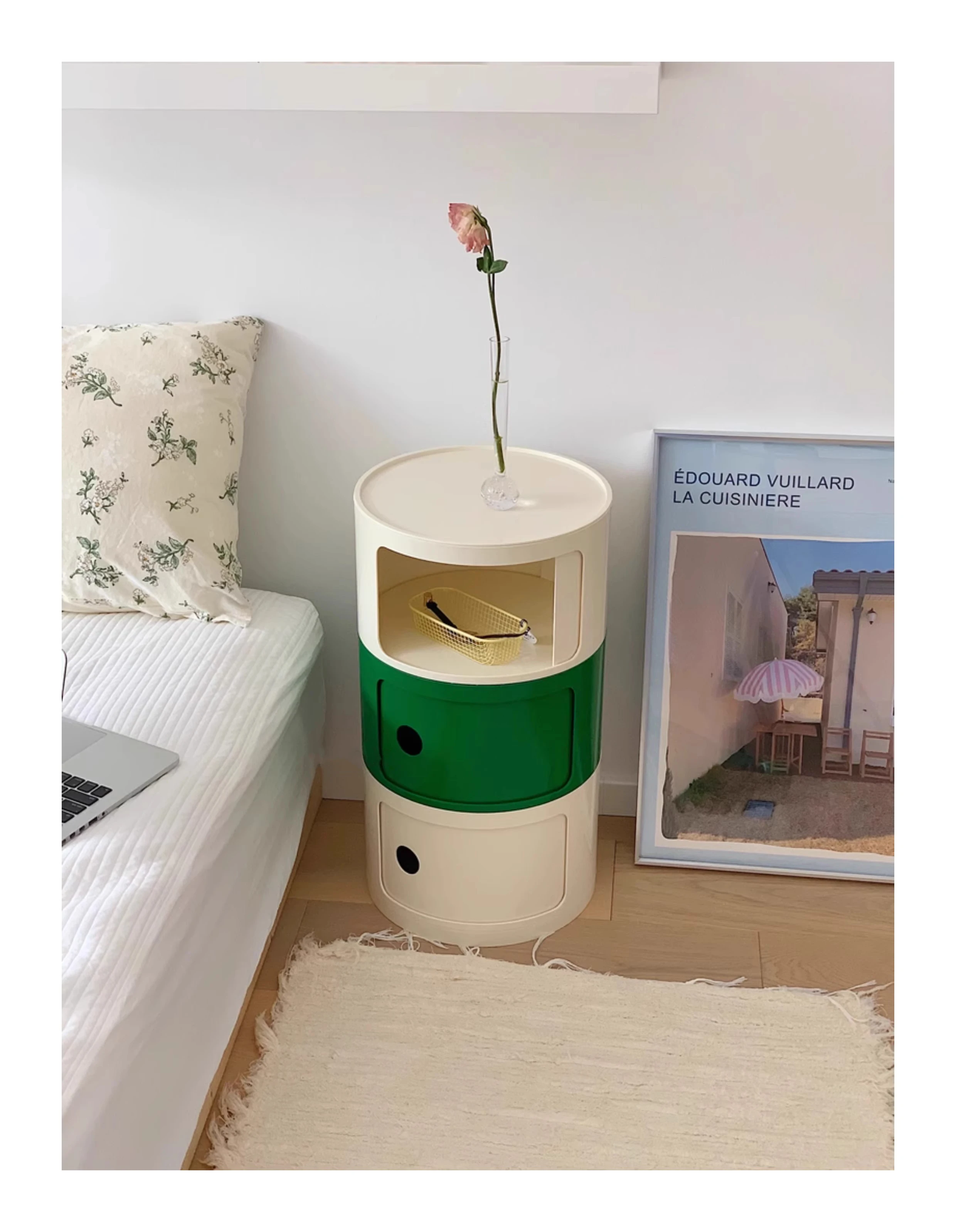 Nordic Net Red Bedside Cabinet Modern Simple White Round Creative Mini Simple Small Side Table Portable Nightstands Furniture