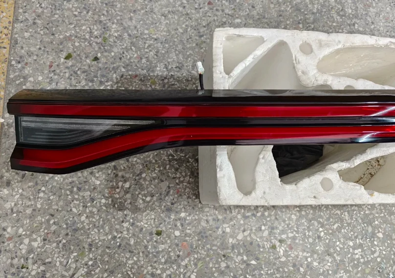Rear Middle Tail Light, 5‑Wire Harness For 2022 BYD Tang DM‑i, Please Contact Customer Service To Place Order