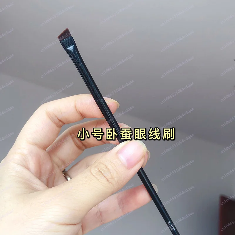 Eye Detail Brush Set 6 pcs: Soft Hair Smudge Eyeshadow Brush, including Blade Eyeliner Brush and Aegyo Sal Detail Brush