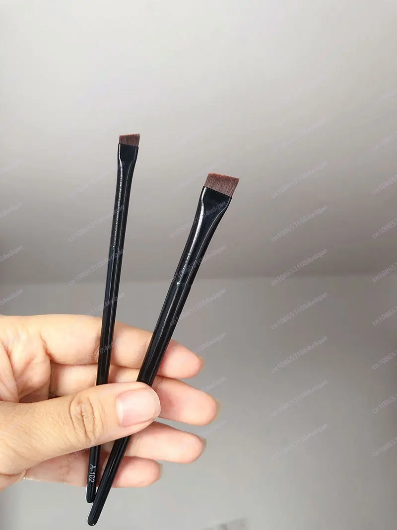 Eye Detail Brush Set 6 pcs: Soft Hair Smudge Eyeshadow Brush, including Blade Eyeliner Brush and Aegyo Sal Detail Brush