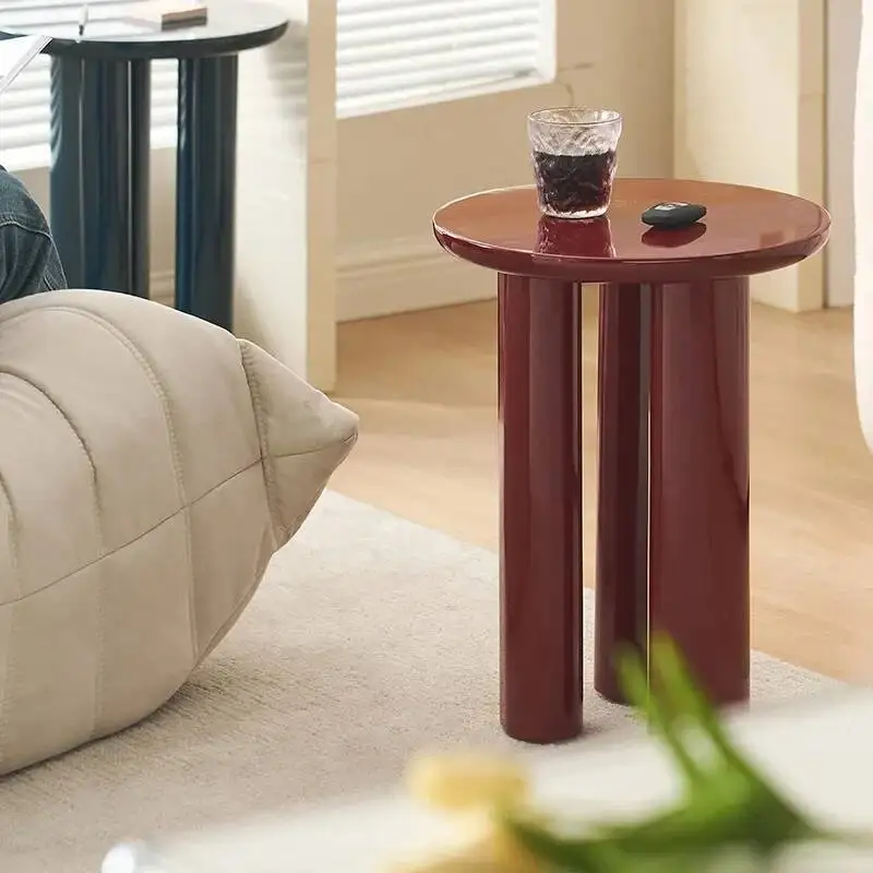 Retro Modern Round Side Table with Vintage Design for Small Spaces Easy Assembly Mid-Century Sofa Coffee Table for Living Room
