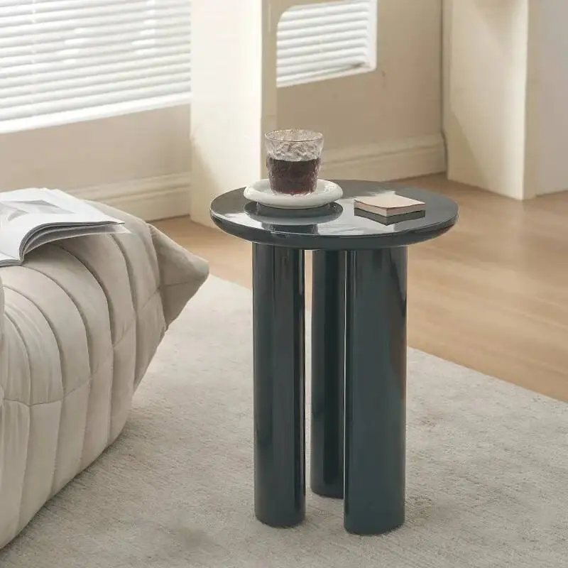 Retro Modern Round Side Table with Vintage Design for Small Spaces Easy Assembly Mid-Century Sofa Coffee Table for Living Room