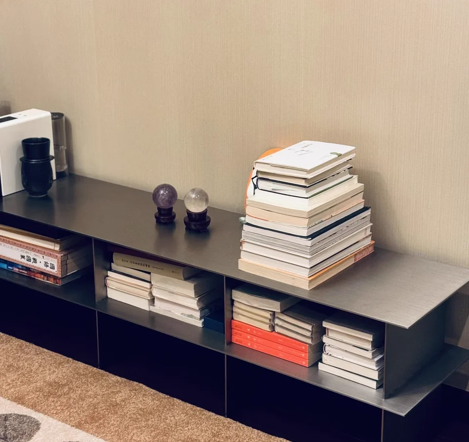 High Quality Luxury Tv Stands Nordic Glossy Metal Minimalist Tv Stands Designer Italian Meuble Tv Furniture For Apartments