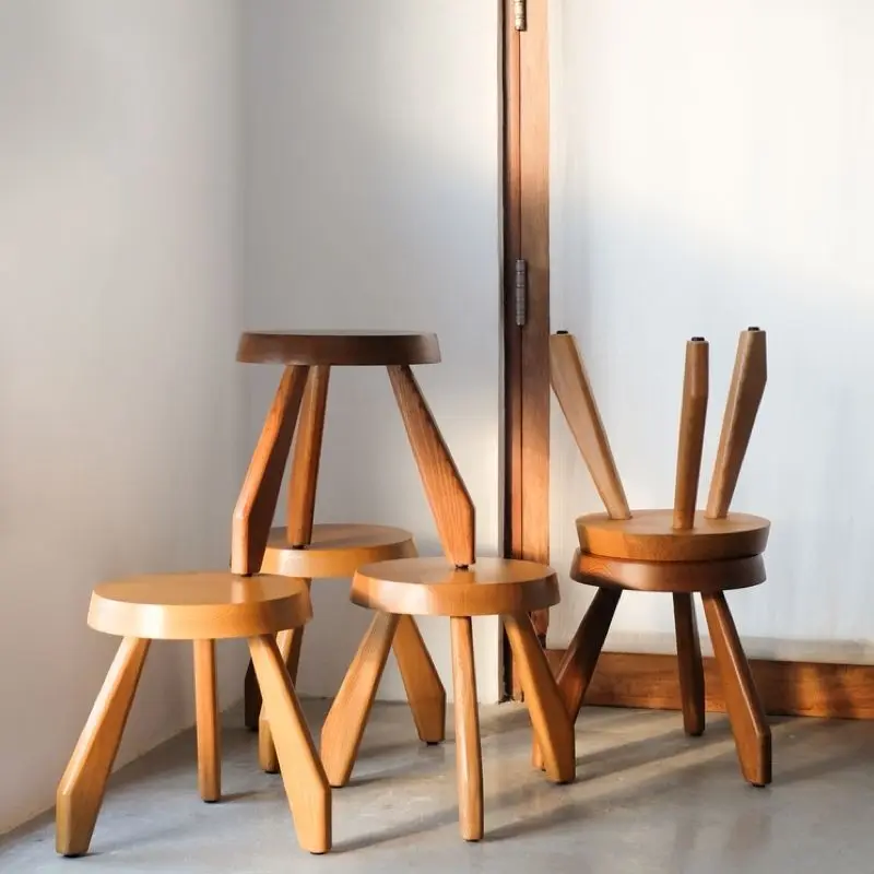 Household solid wood small round stool, portable low stool for living room and bedroom, shoe changing stool