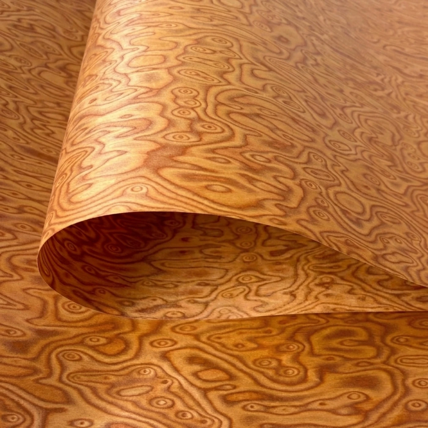 58x250cm Yellow Cat's Eye Engineered Wood Veneer, Reconstituted Fleece Backed, Composite Veneer Sheet for Furniture Renovation