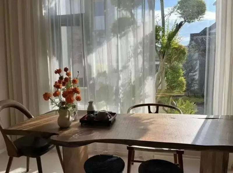 Restaurant Minimalist Dining Table Nordic Wooden Living Room Dining Table Kitchen Luxury Modern Tavolo Da Pranzo Home Furniture
