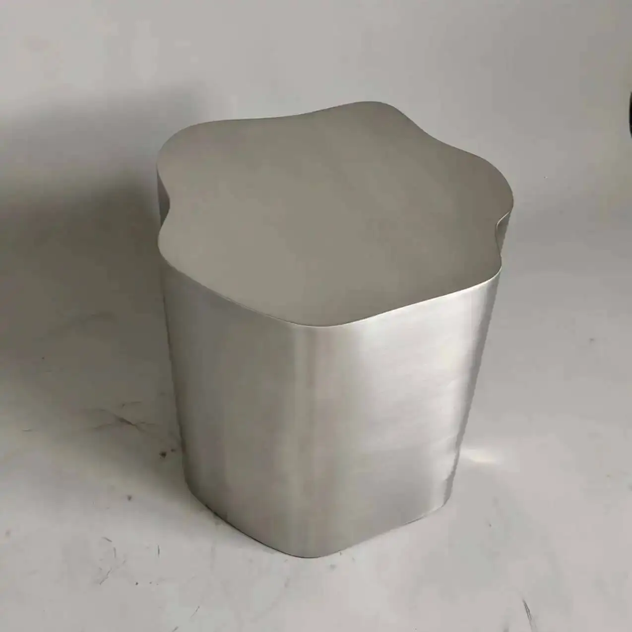Metal Luxury Coffee Table Decoration Living Room Designer Side Table Moving Standing Nordic Couchtisch Lounge Suite Furniture