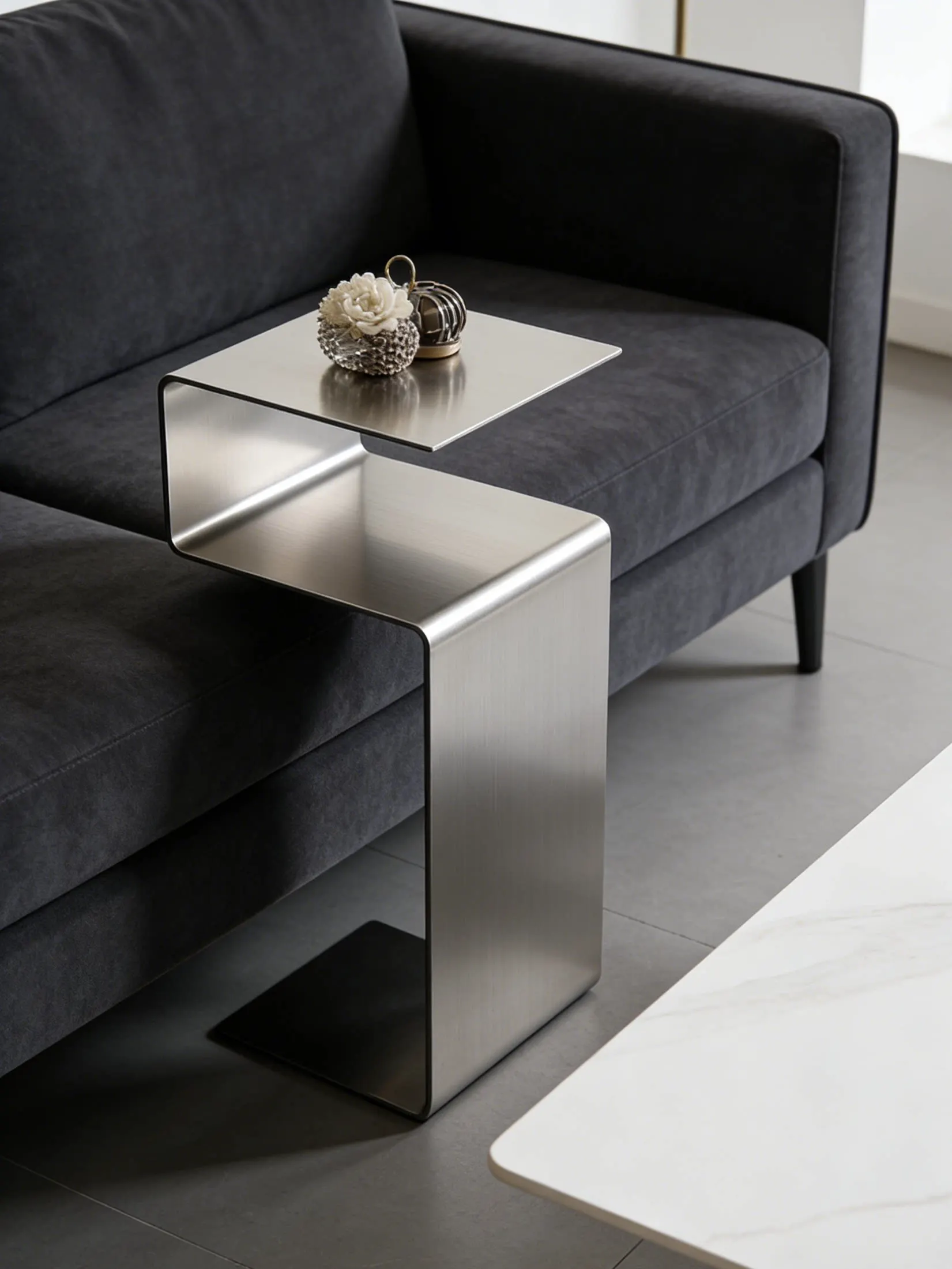 End Tables Mini hotel furniture Stainless steel living room simple and light luxury coffee table creative Nordic small table