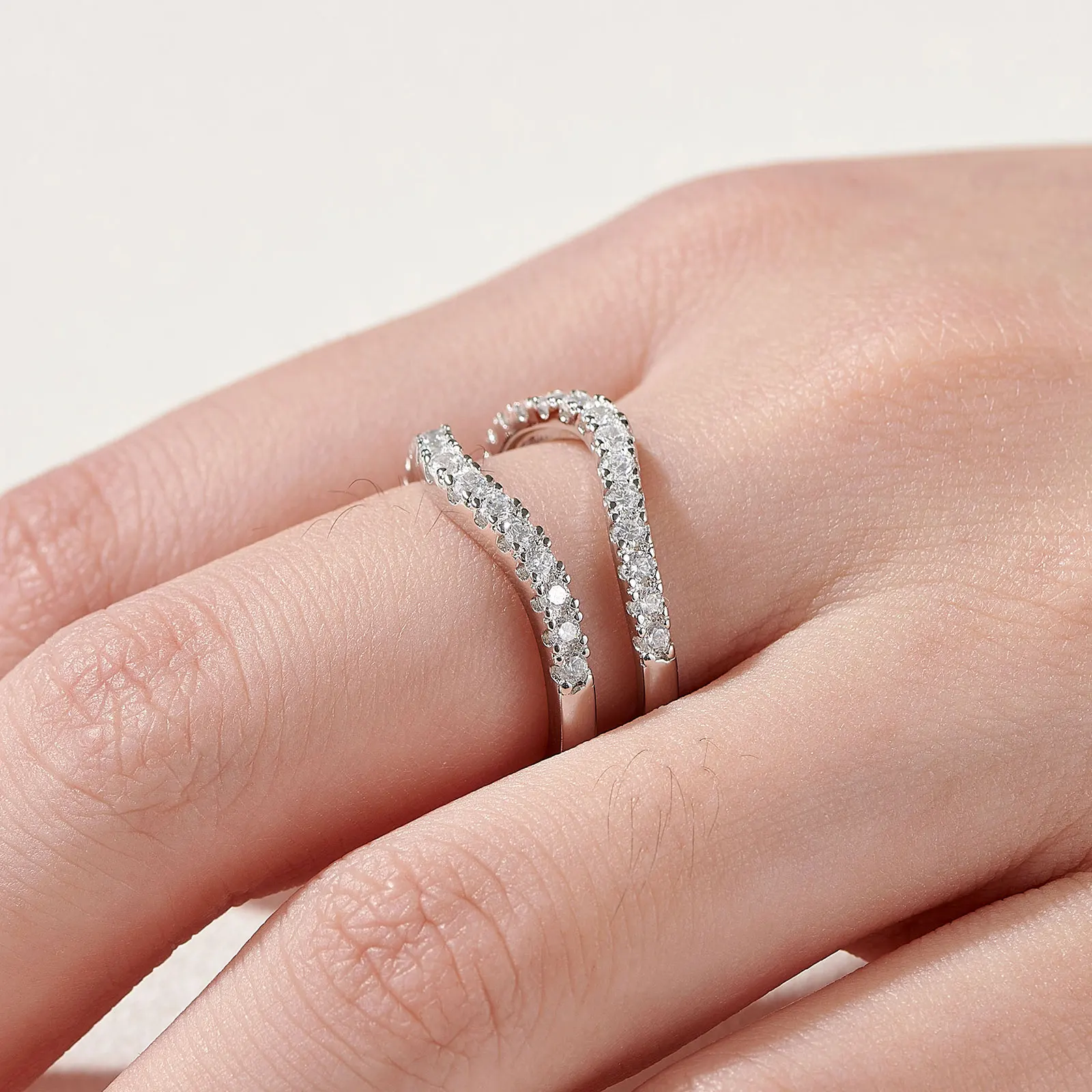 Newshe 925 Sterling Silver Moissanite Rings for Women Engagement Wedding Band Simulated Diamond Jewelry Luxury Enhancer Ring