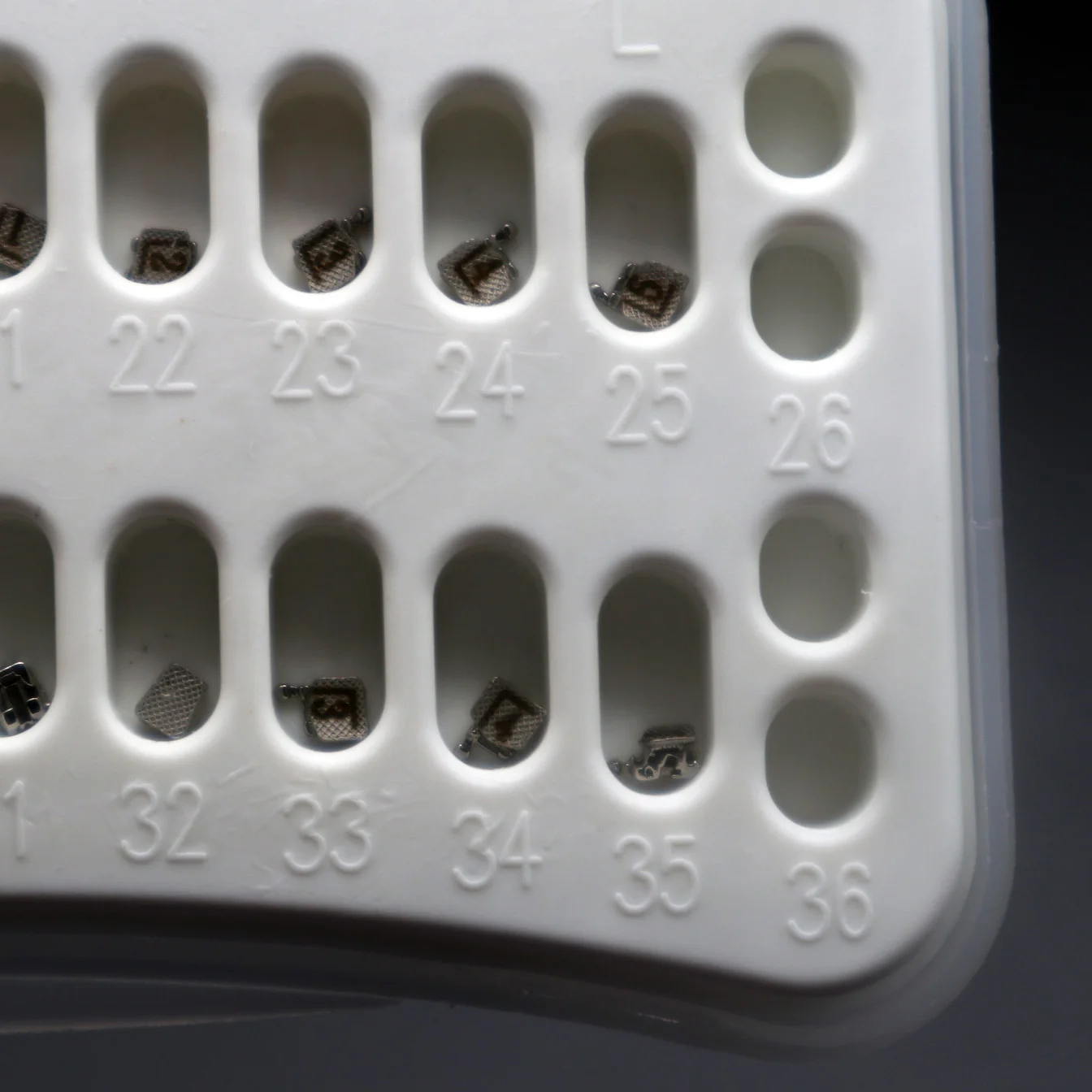 Easyinsmile Dental Material for Metal Self Ligating Orhto Bracket Mini Braces Roth / MBT 345 022 Newest Type High Quality